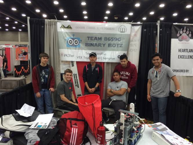 Goose Creek High’s Binary Botz Go to the World Championship