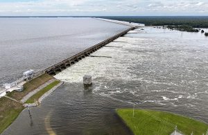Santee Cooper Reduces Spill at Lake Marion